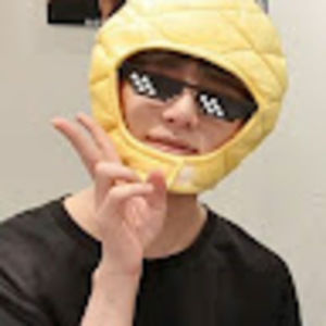 Meet your Posher, Akisha